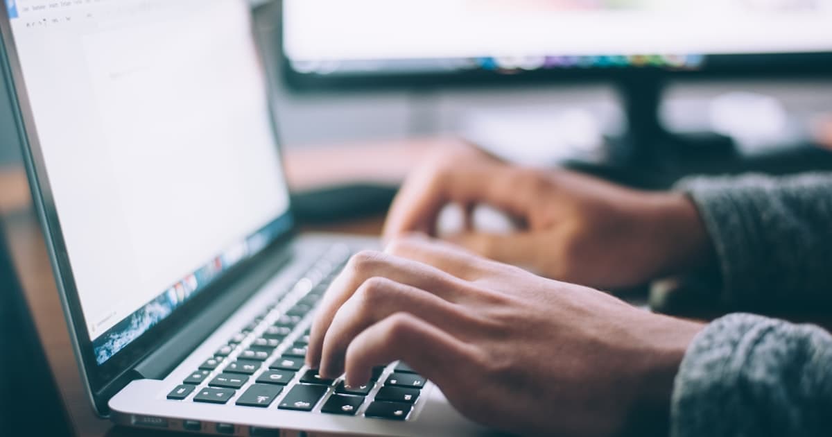 How to Write a Thank You Email After an Interview (2026)