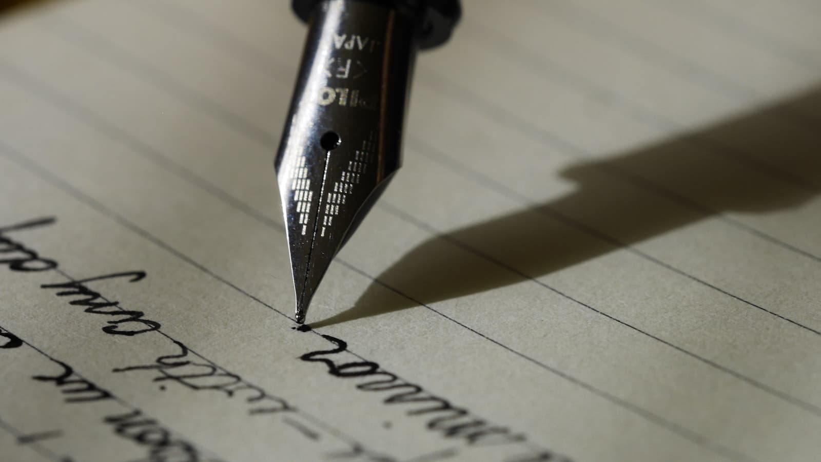 How to Humanize Your Job Application (And Get a Response)